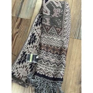 NWT West Loop Fringed Jacquard Scarf